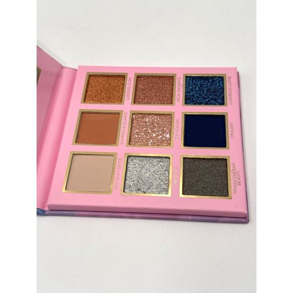 Eloise Beauty Goddess Eyeshadow Palette With 9 Highly Pigmented Shades & Mirror - Picture 3 of 6